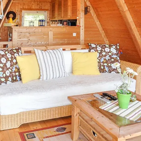Ferienhaus Awesome In Goldlauter-Heidersbach